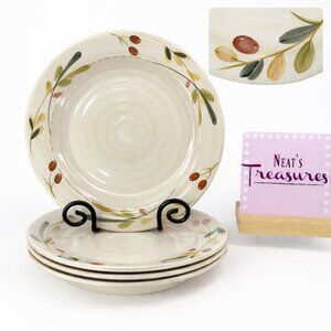 Home Target HMQ 73 Red Berries Green Tan Leaves Stoneware Dinner Plates Set of 4
